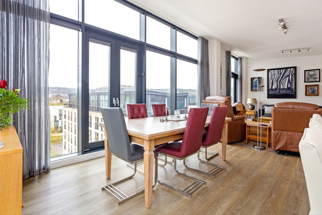 Additional image 2 of 3 bed flat to rentLongmead Terrace, Bath BA2