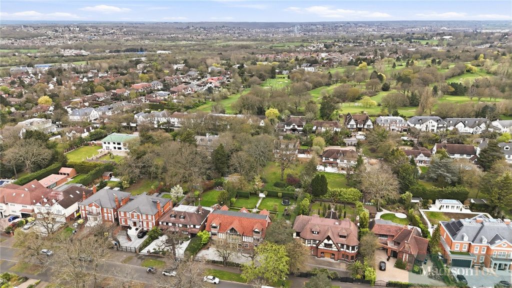 Additional image 80 of 8 bed detached house for saleStradbroke Drive, Chigwell, Essex IG7