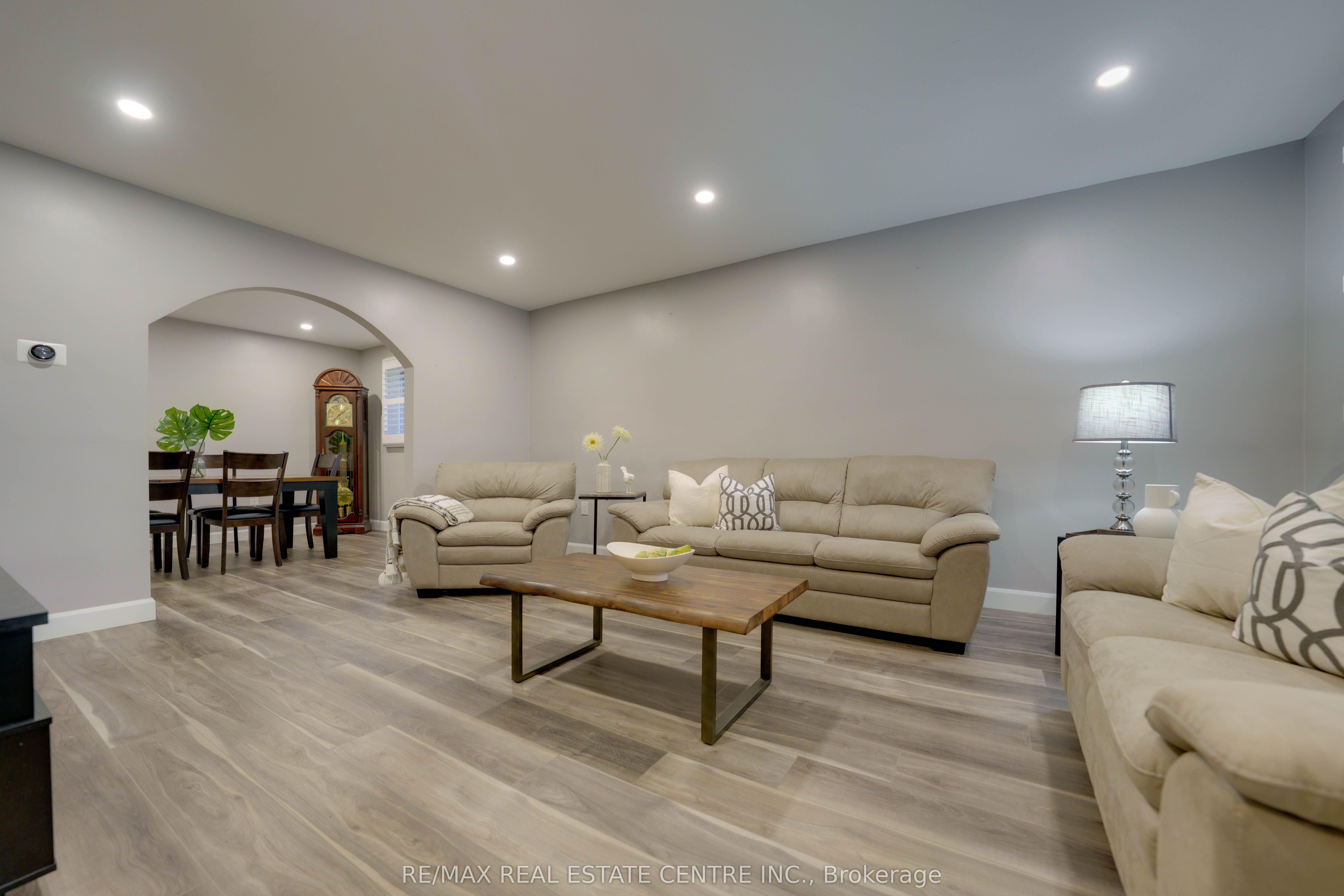 Additional image 4 of 683 Seventh Avenue S, Hamilton, ON, L8V 1Z1