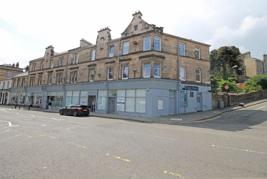 5 bed flat to rentBarnton Street, Stirling FK8