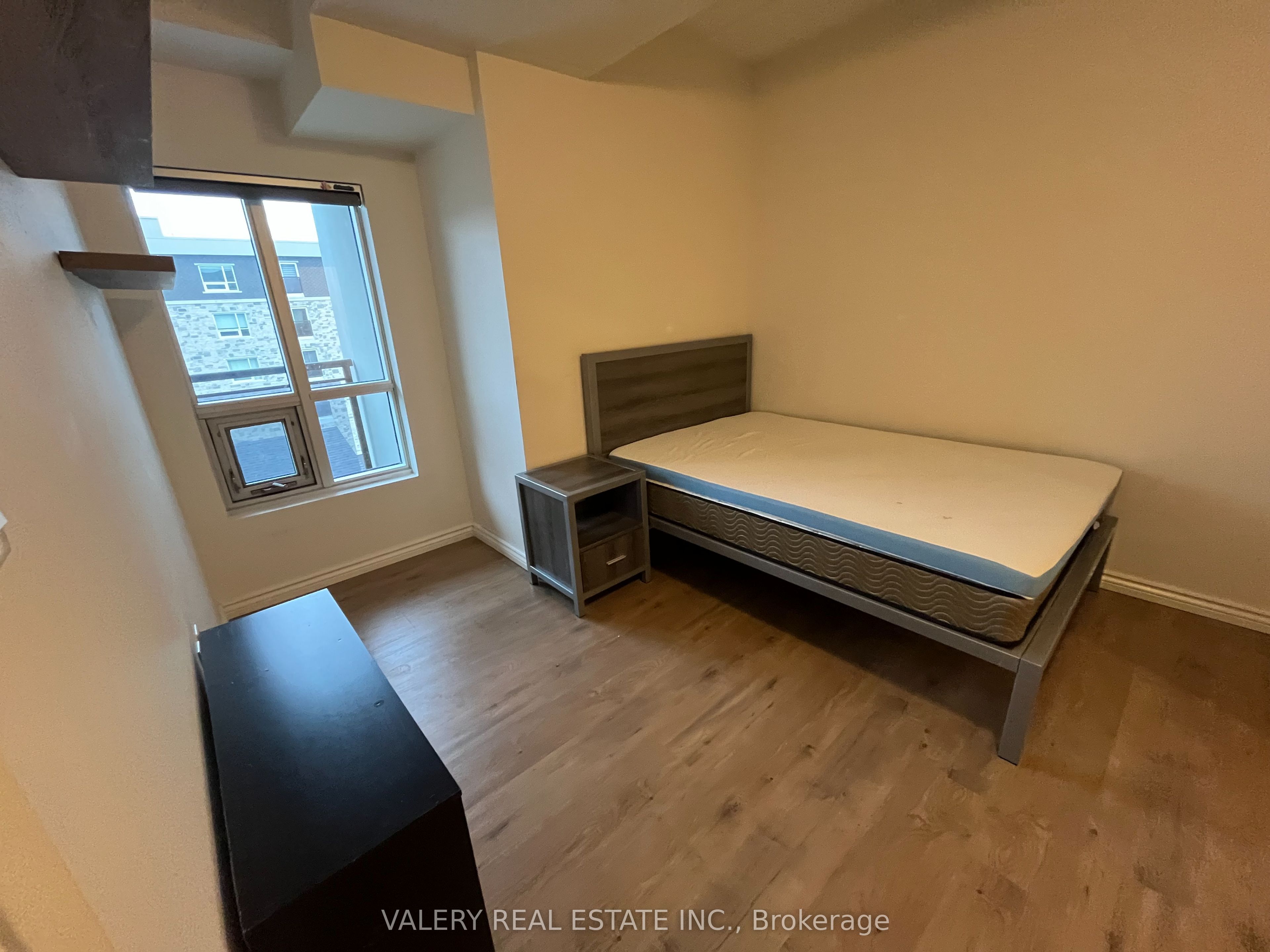 Additional image 4 of A508-275 Larch Street, Waterloo, ON, N2L 3R2