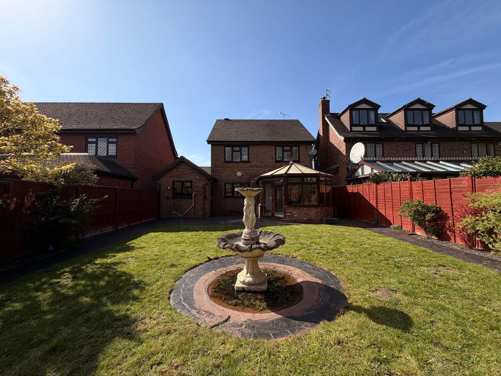 Additional image 52 of 4 bed detached house to rentOldacre Close, Sutton Coldfield B76
