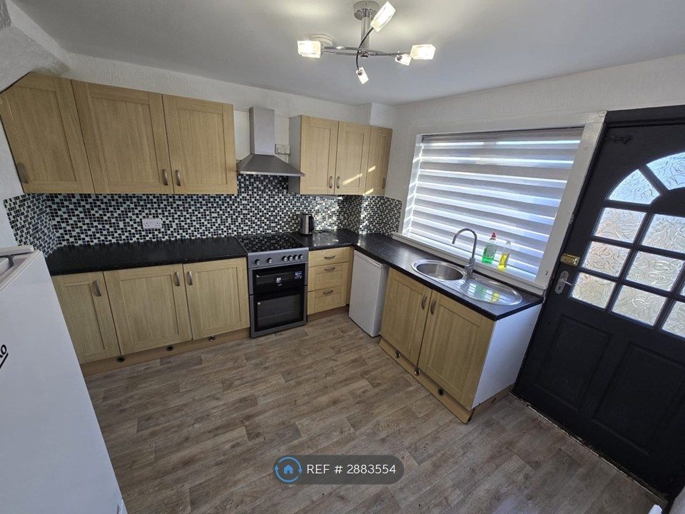 Additional image 5 of 3 bed terraced house to rentCarron Court, Cambuslang, Glasgow G72
