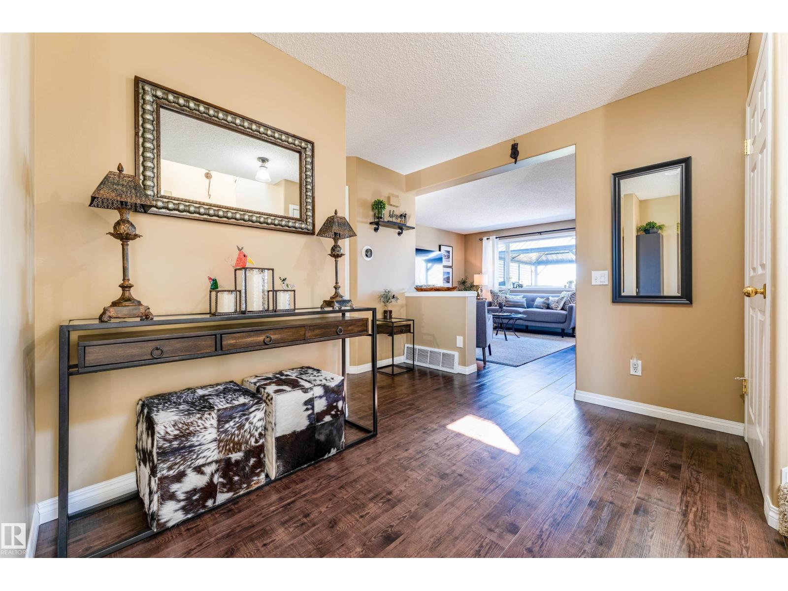 Additional image 3 of 847 Blacklock Way SW, Edmonton, AB, T6W1C6