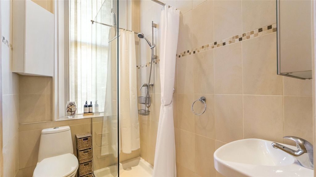 Additional image 9 of 5 bed end terrace house for salePitt Terrace, Stirling, Stirlingshire FK8