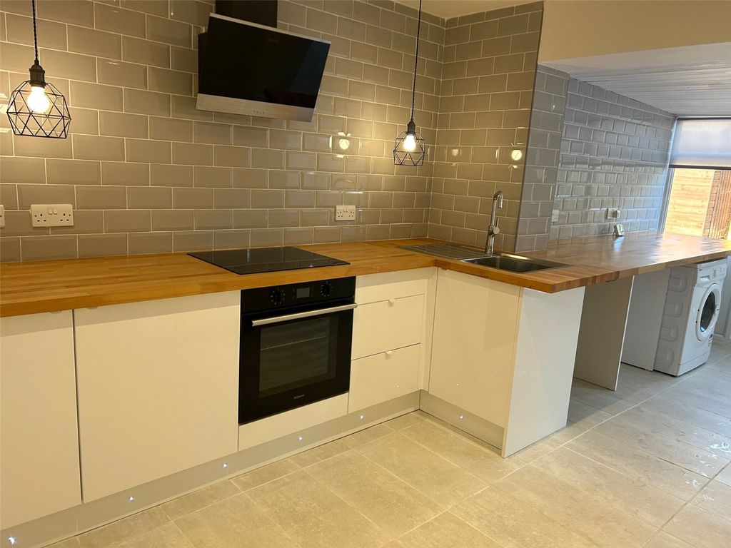 Additional image 4 of 2 bed bungalow to rentNewmill Gardens, Shotts ML7