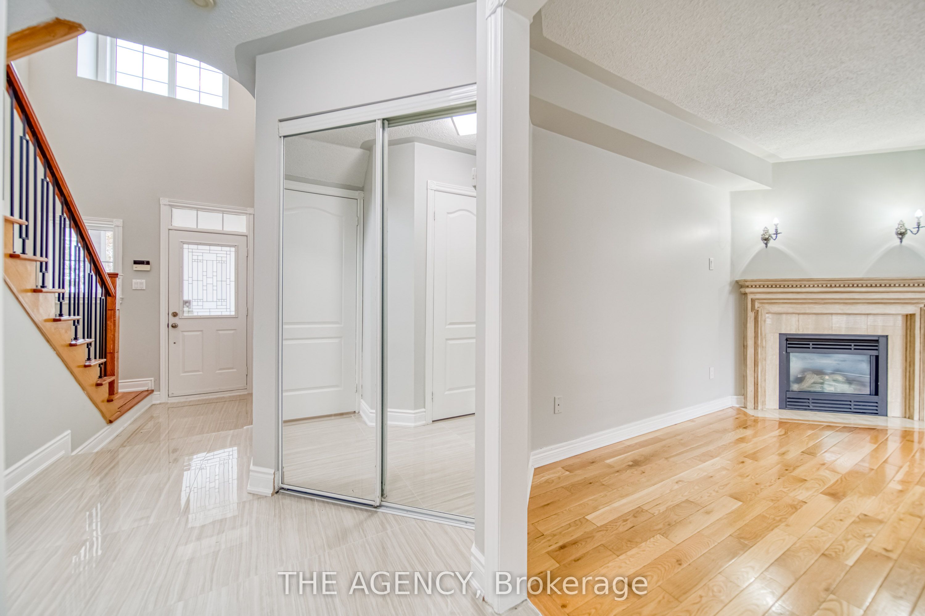 Additional image 4 of Main-48 Chiara Drive, Vaughan, ON, L6A 3K3