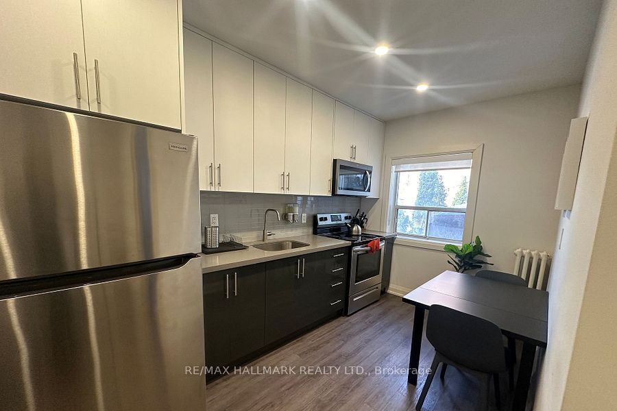 Additional image 3 of 4-595 St Clair Avenue W, Toronto, ON, M6C 1A3
