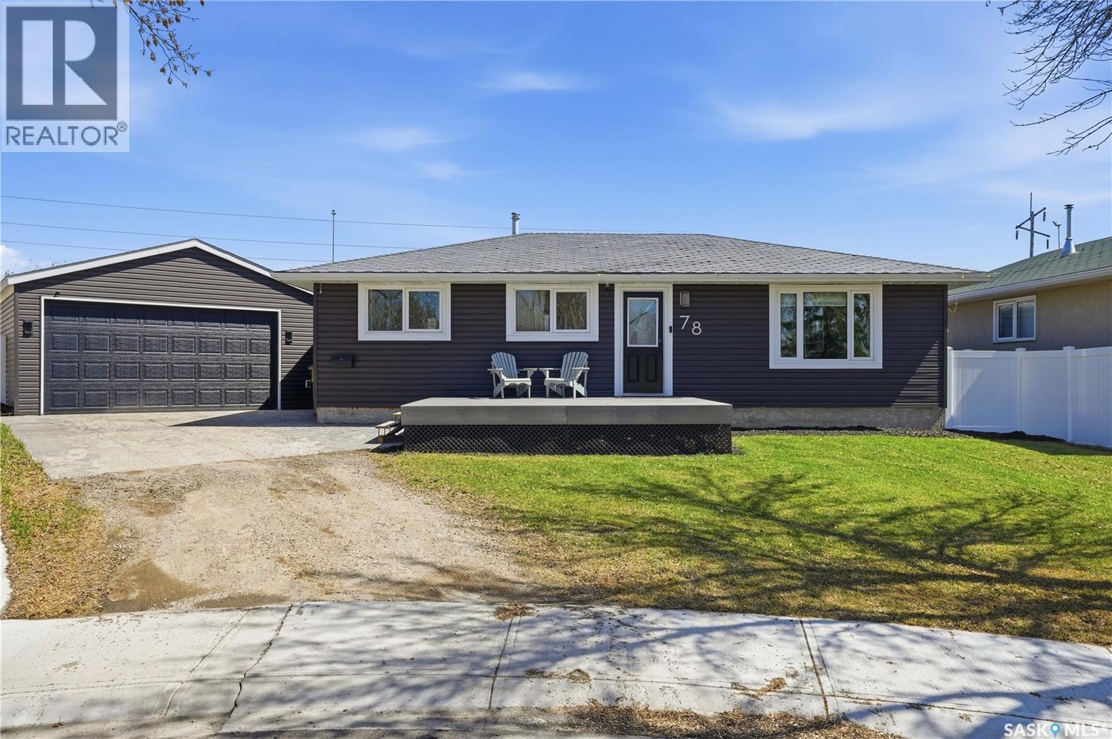78 Vernon Crescent, Regina, SK, S4R7P5