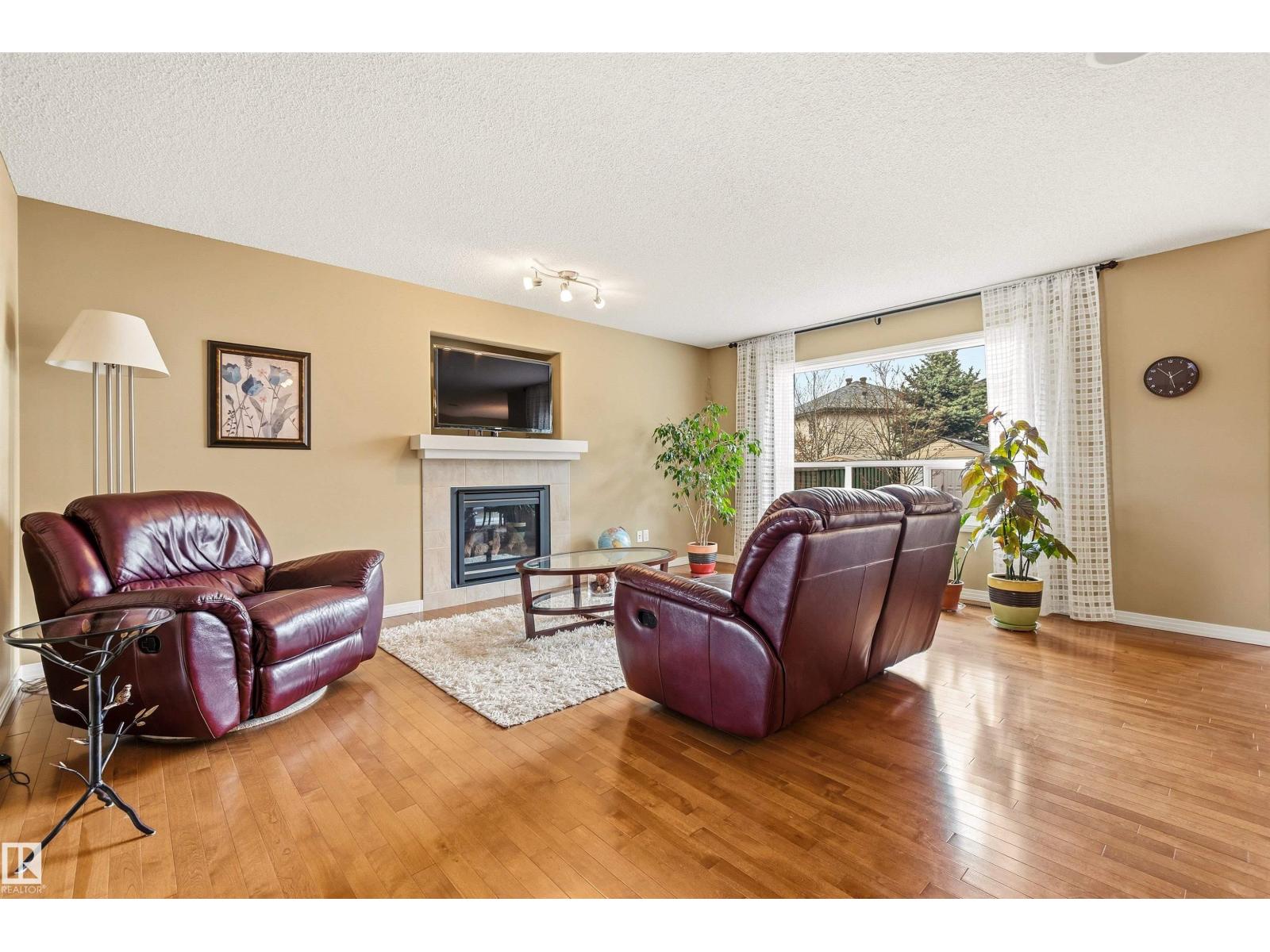 Additional image 3 of 2340 Hagen Link NW, Edmonton, AB, T6R0B2