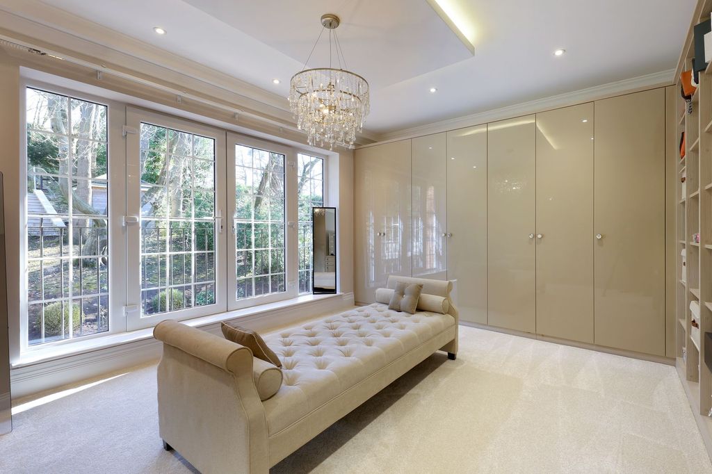 Additional image 22 of 6 bed detached house for saleValley Way, Gerrards Cross SL9