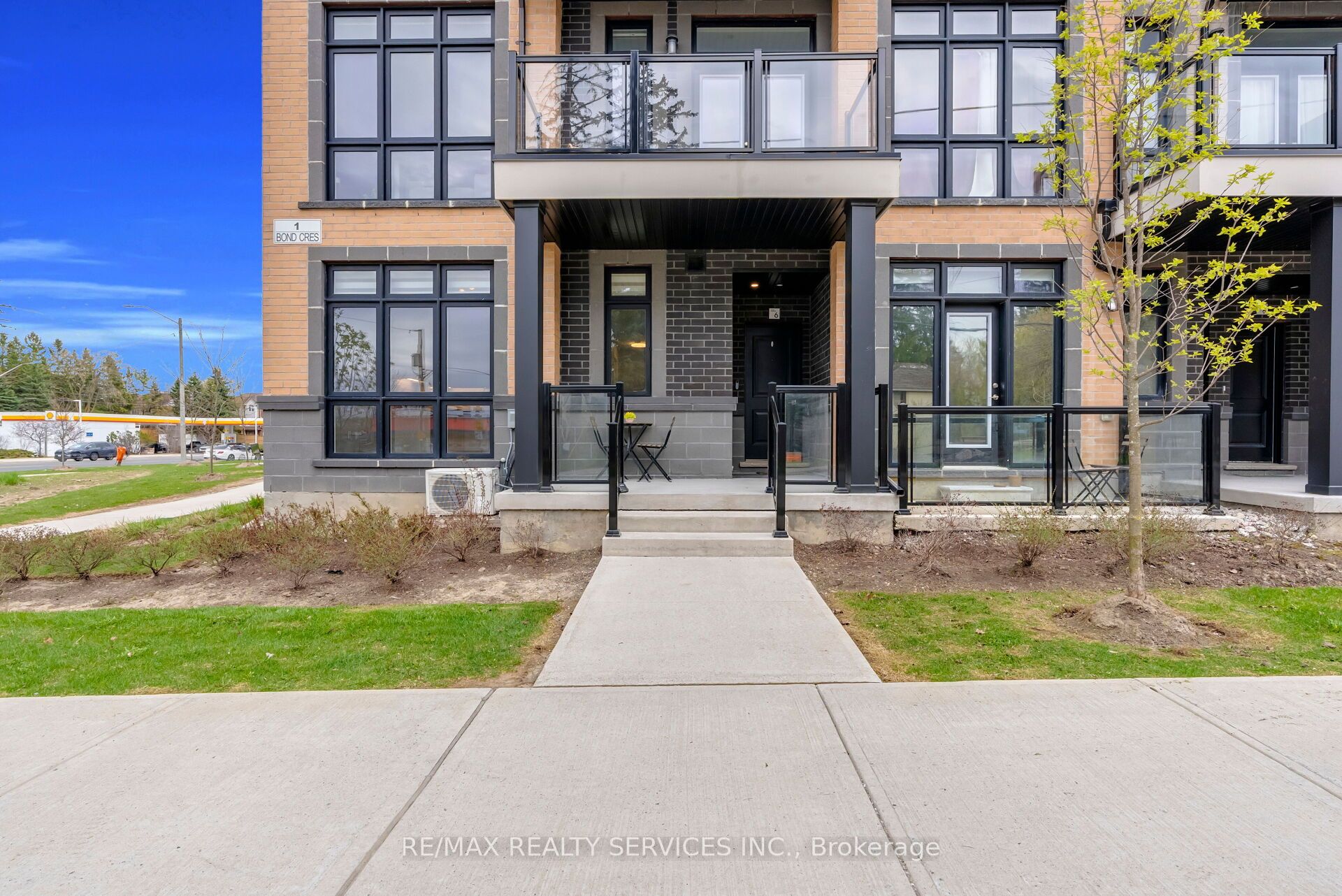 Additional image 4 of 5-1 Bond Crescent, Richmond Hill, ON, L4E 1J4
