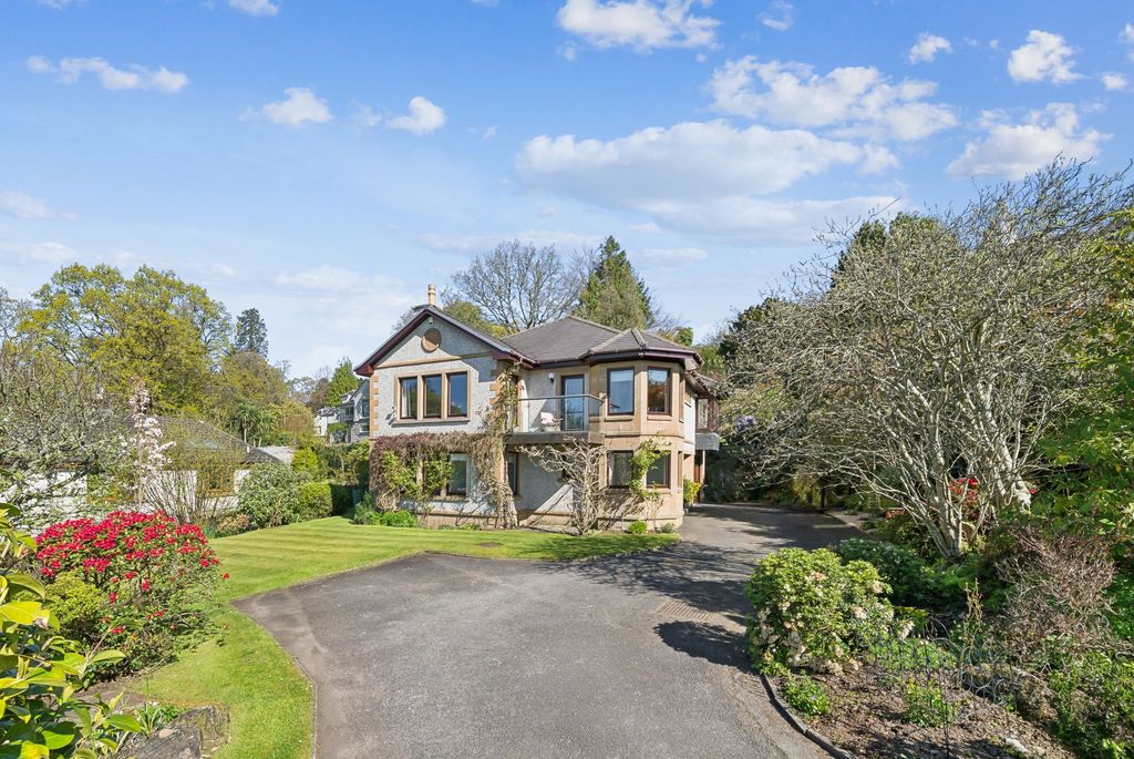 4 bed property for saleRowan House, Armadale Road, Rhu, Helensburgh G84