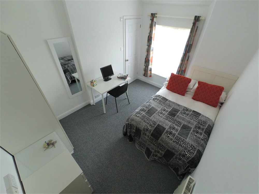 Additional image 8 of 17 bed property to rentRoyal Terrace, Barrack Road, Northampton NN1