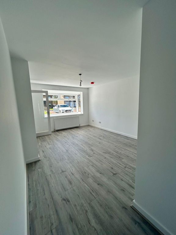 Additional image 6 of 3 bed detached house to rent48 Sherry Avenue, Holytown, Motherwell ML1