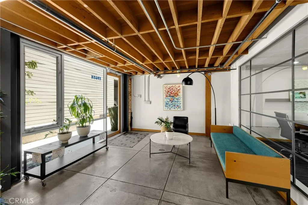 Additional image 56 of 425 E 4th Street Unit E, Long Beach, CA 90802