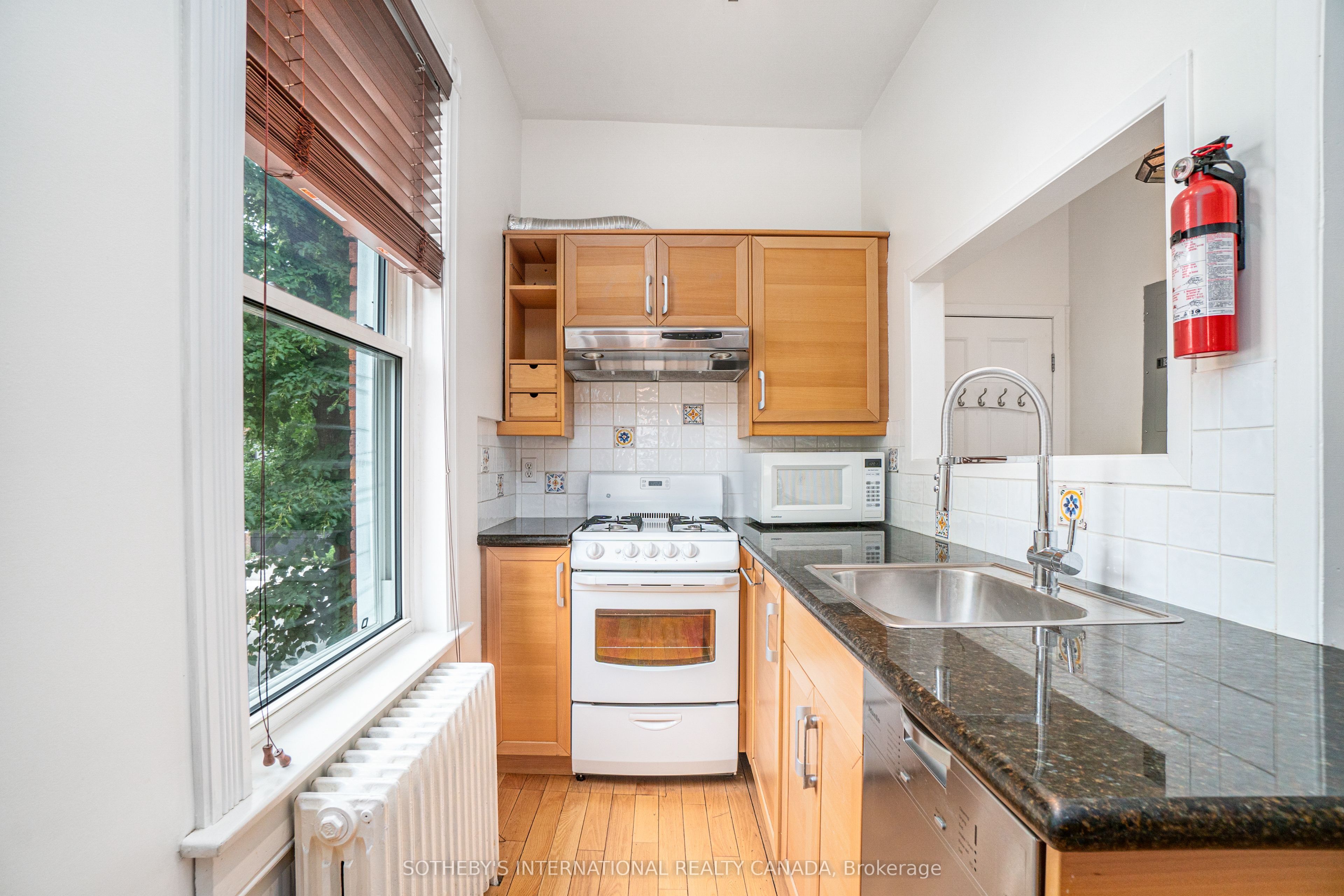 Additional image 4 of #2-225 Major Street, Toronto, ON, M5S 2L4