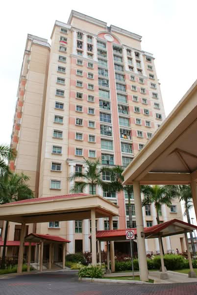 293 Punggol Central photo 4