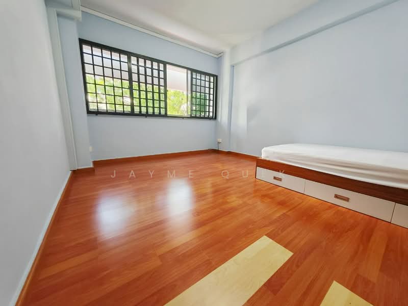 864 Jurong West Street 81