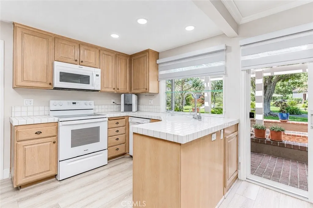 Additional image 29 of 6401 E Nohl Ranch Rd Unit 3, Anaheim, CA 92807
