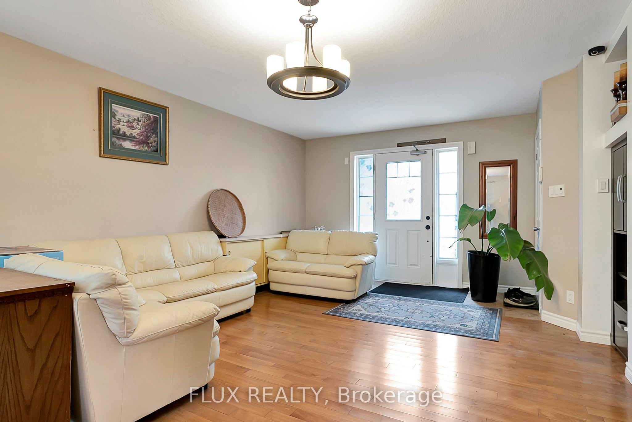 Additional image 2 of 1392 Doon Village Road, Kitchener, ON, N2P 1A5