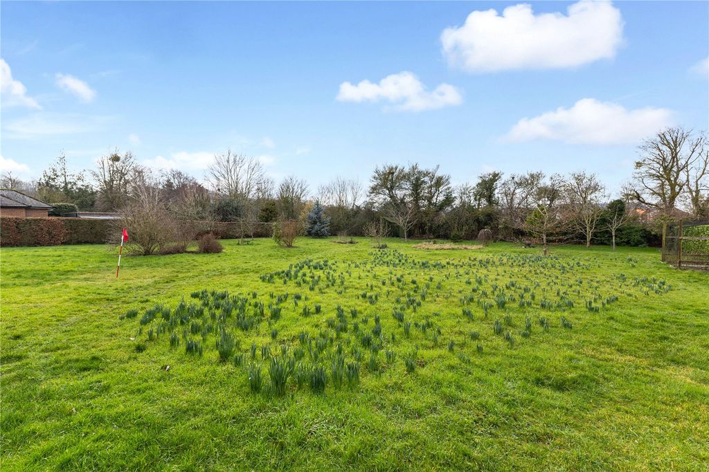 Additional image 43 of 5 bed detached house for saleChurch Road, Barton-Le-Clay, Bedford, Bedfordshire MK45