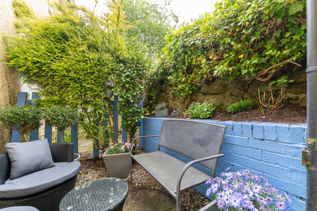 Additional image 12 of 2 bed flat for saleMarket Cross Mews, South Street, Houston PA6