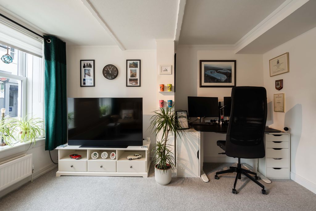 Additional image 5 of 2 bed flat for saleHigh Street, Dunblane FK15