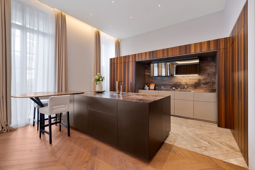 Additional image 18 of 9 bed flat to rentStanhope Gate, Mayfair, London W1K, United Kingdom
