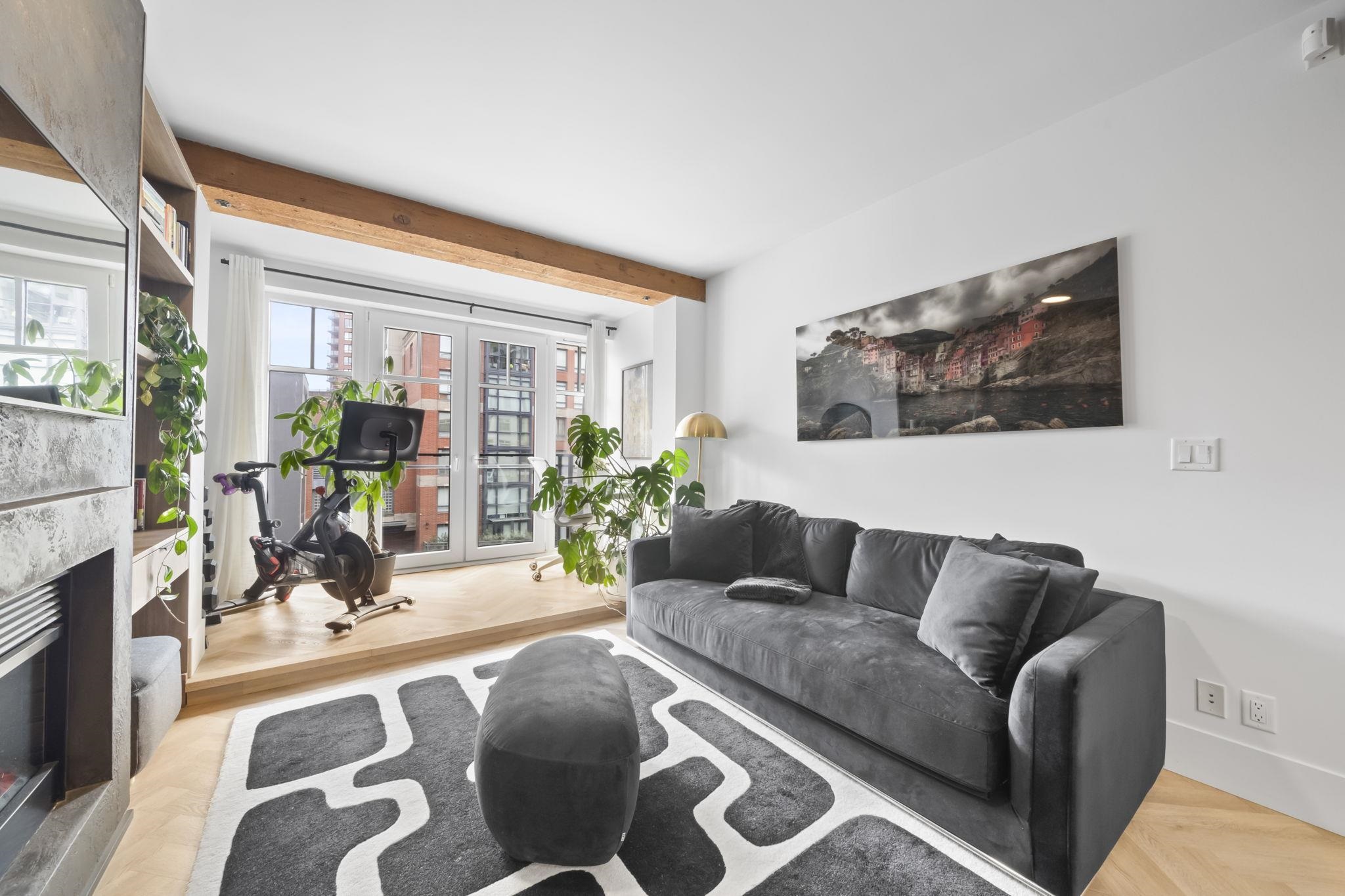 Additional image 4 of 202-1275 Hamilton Street, Vancouver, BC, V6B 1E2