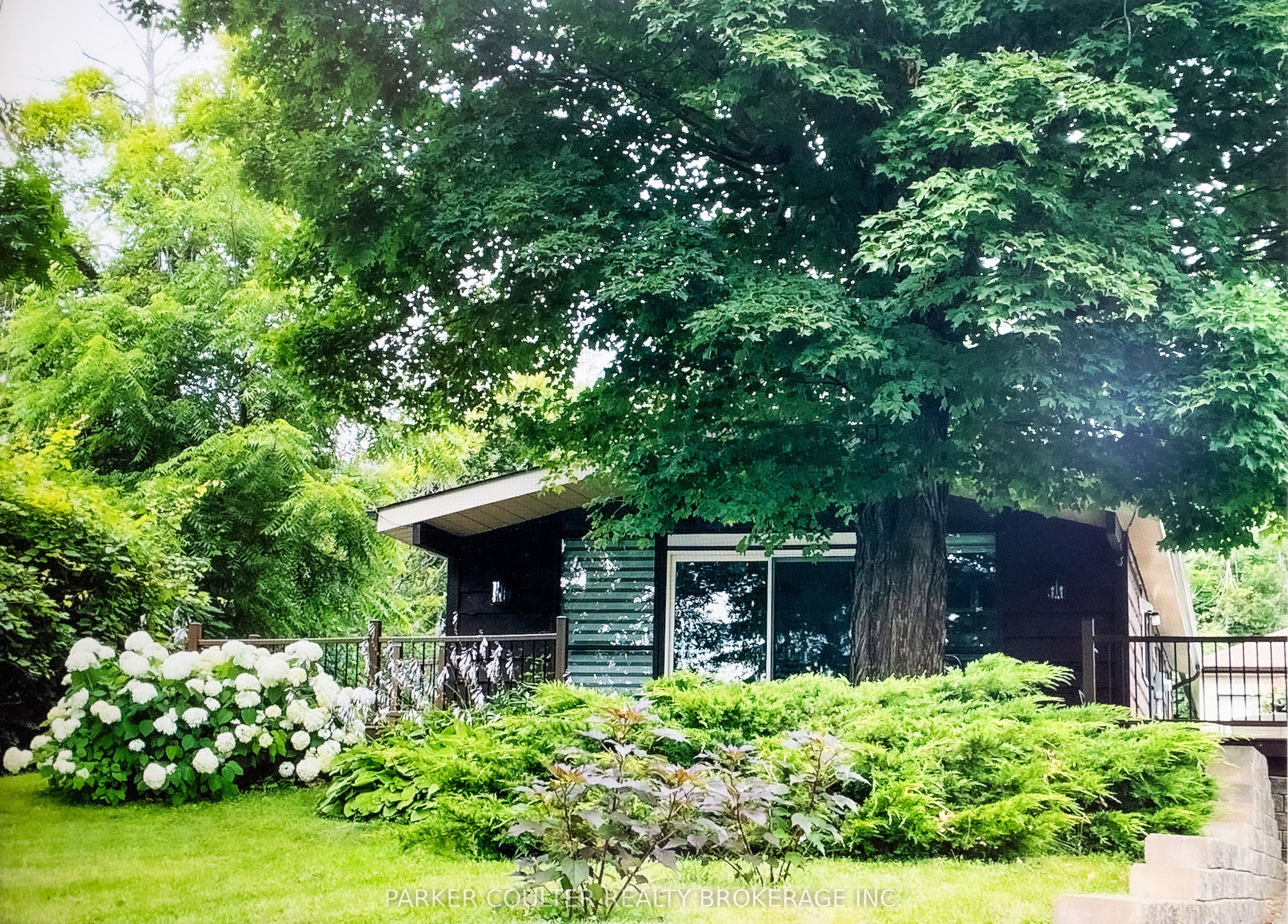 2238 Lakeshore Road E, Oro-medonte, ON, L0L 1T0