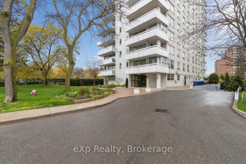 Additional image 8 of 403-39 Stavebank Road N, Mississauga, ON, L5G 4N7