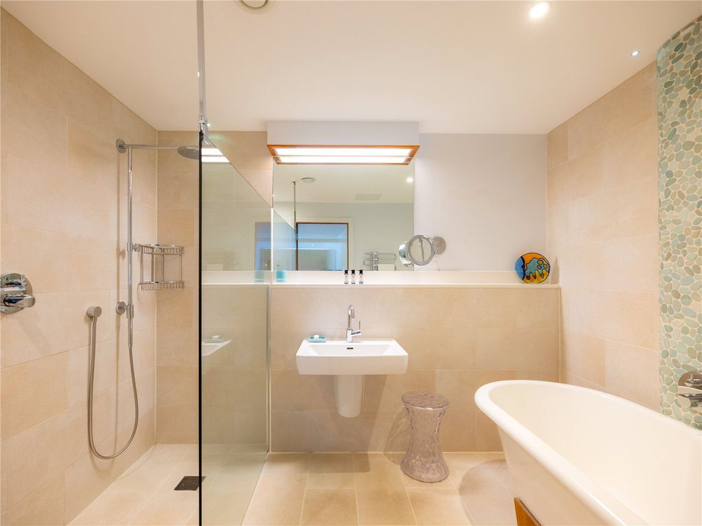 Additional image 7 of 2 bed flat for saleWatergate Bay, Newquay, Cornwall TR8