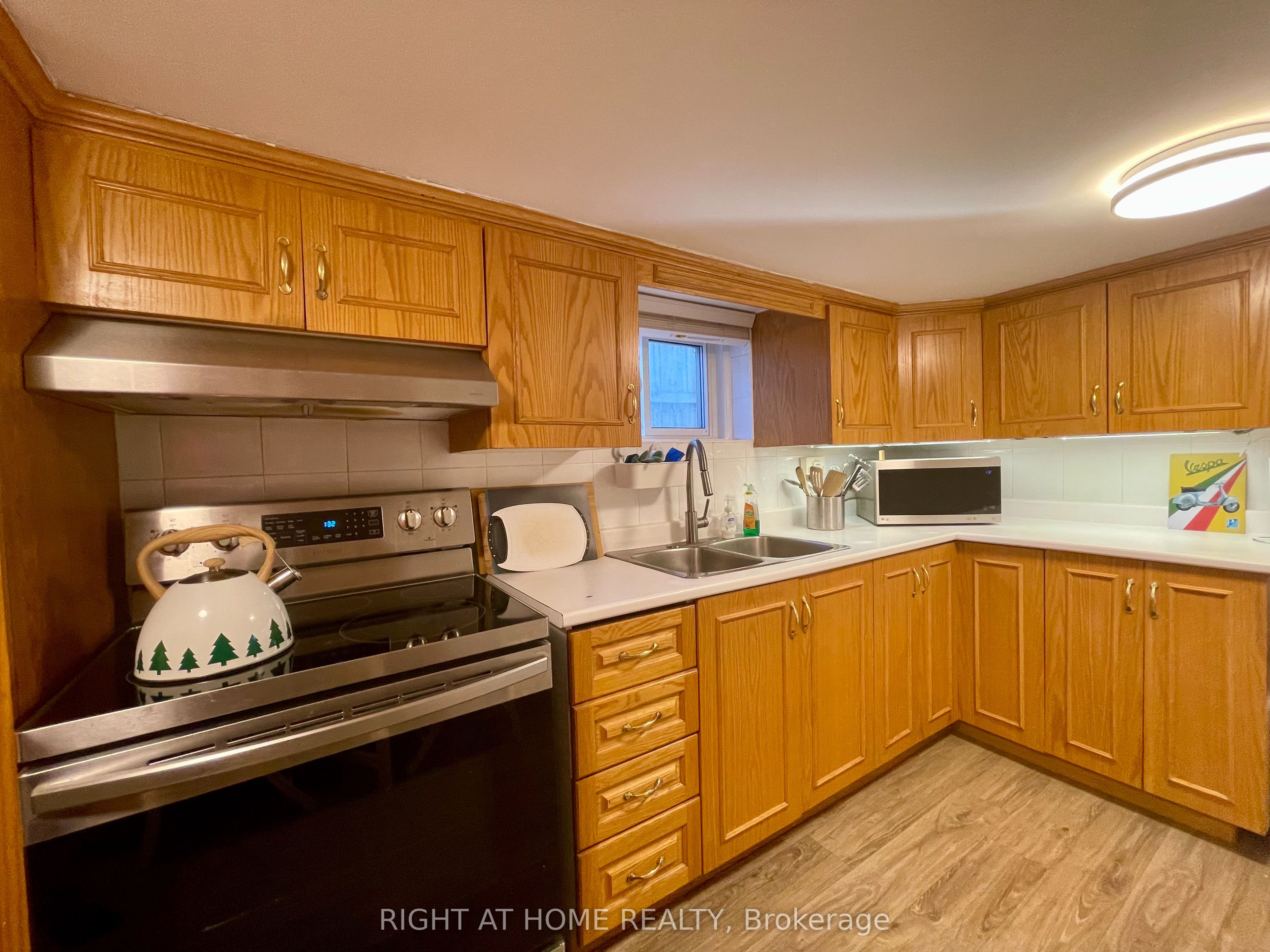 Additional image 6 of 7 Bassett Avenue, Toronto, ON, M1L 2A2