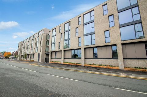 Crossbank, Salford M7