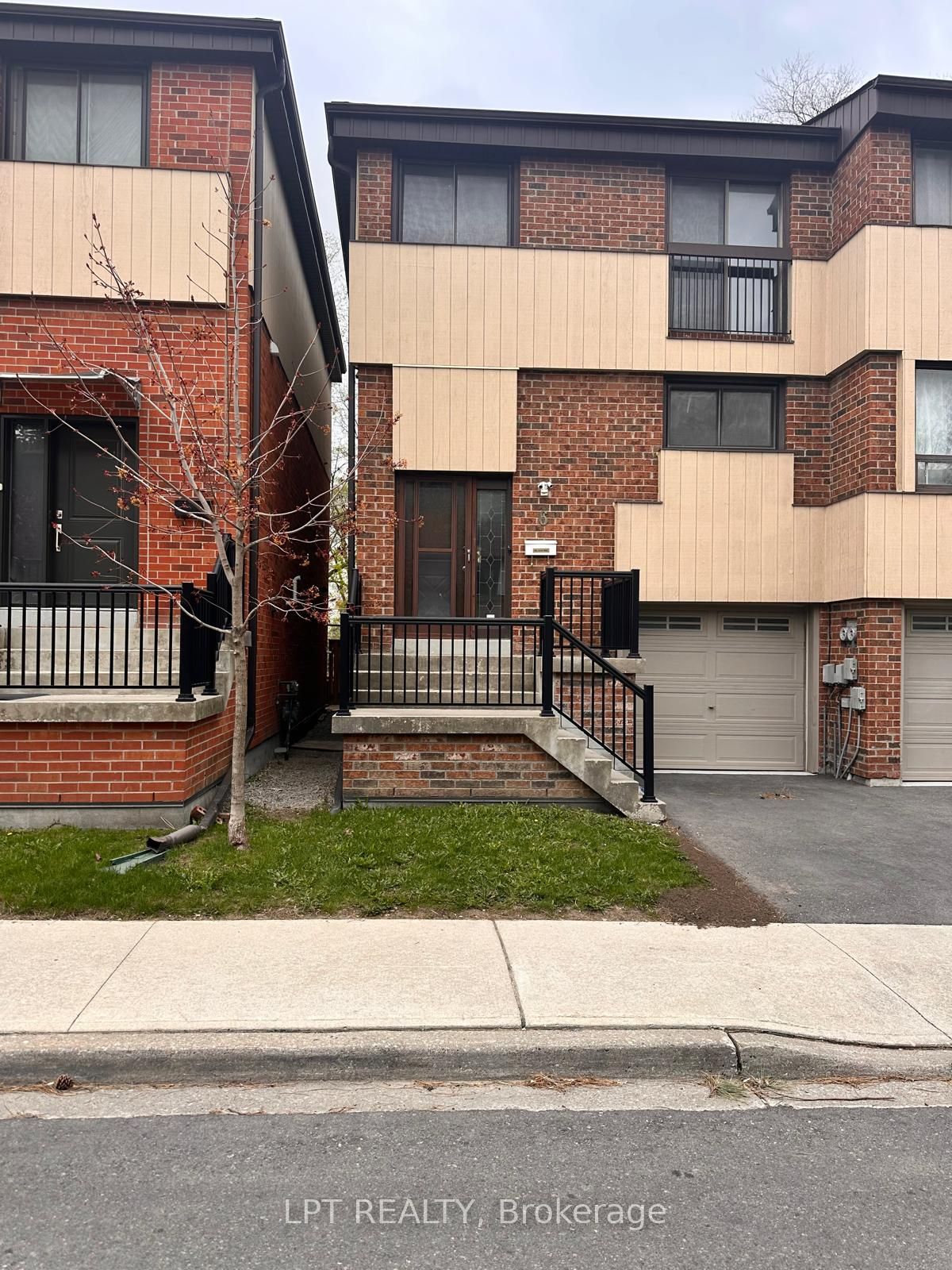 6 Maple Branch Pathway, Toronto, ON, M9P 3T5 photo 2