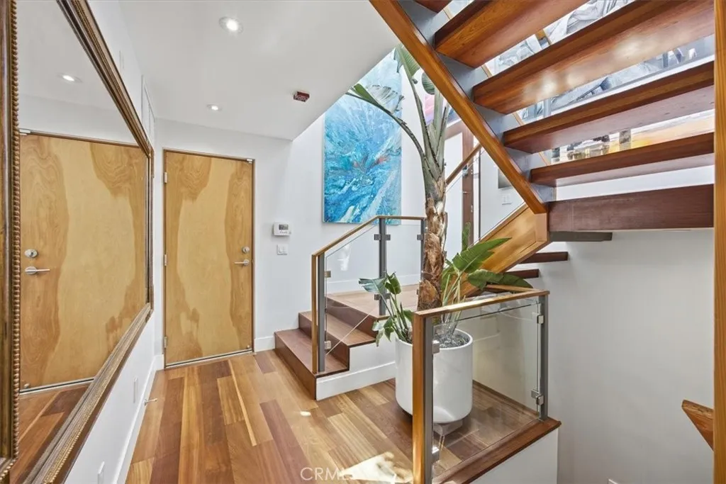 Additional image 51 of 1211 Bayview Dr, Manhattan Beach, CA 90266