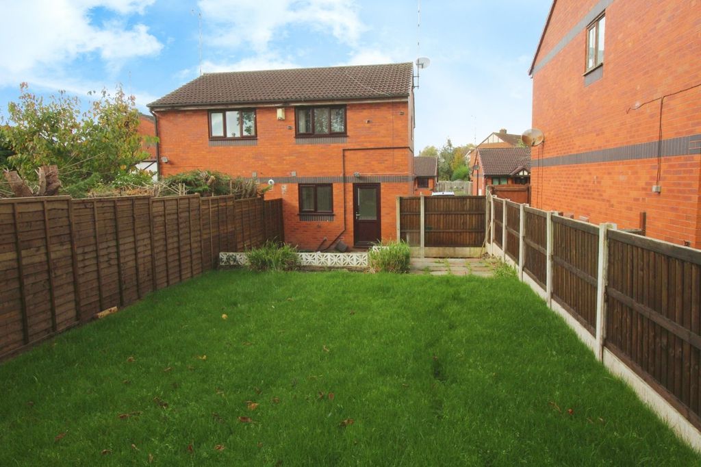 Additional image 2 of Semi-detached house to rentLarkspur Close, Chester, Cheshire West And Ches CH4