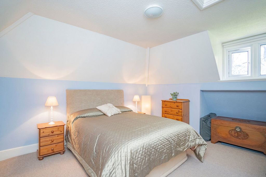 Additional image 17 of 3 bed flat for saleWest Malvern Road, Malvern, Worcestershire WR14