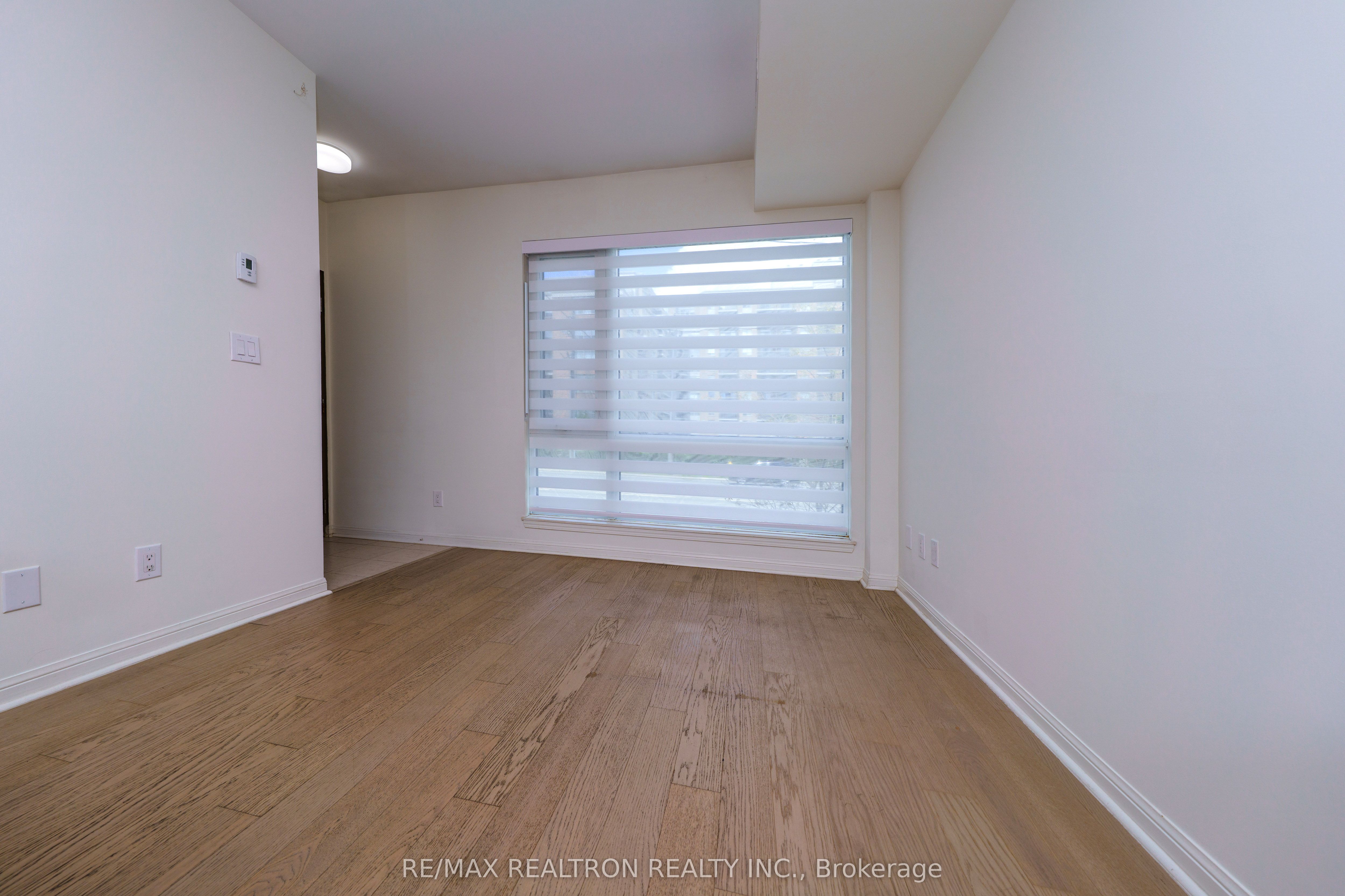 Additional image 5 of 206-639 Lawrence Avenue W, Toronto, ON, M6A 1A9