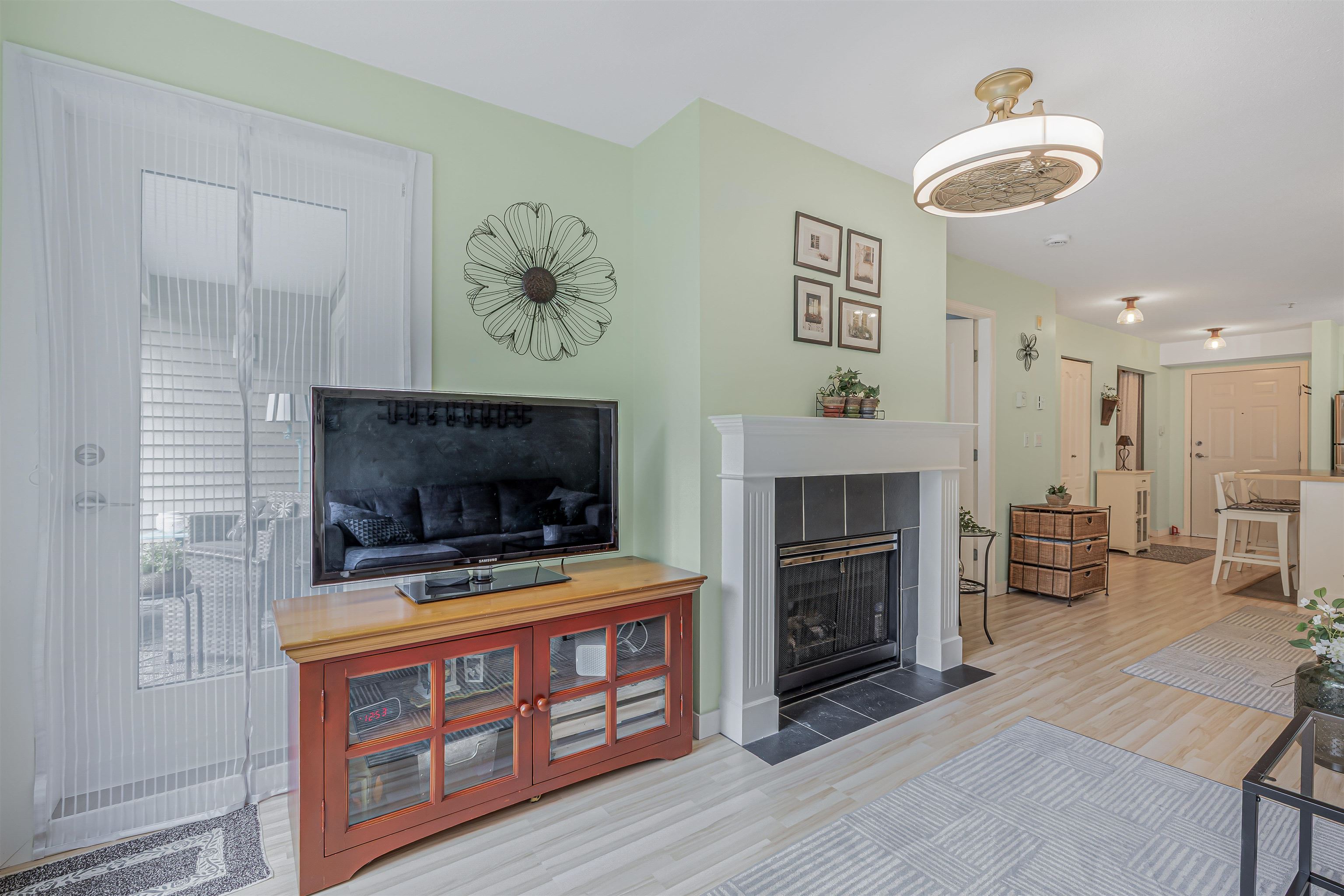 Additional image 4 of 102-9668 148 Street, Surrey, BC, V3R 0W2