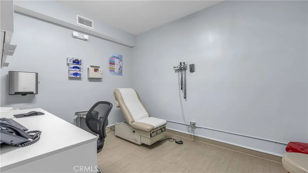 Additional image 11 of 6622 Crenshaw Blvd, Los Angeles, CA 90043