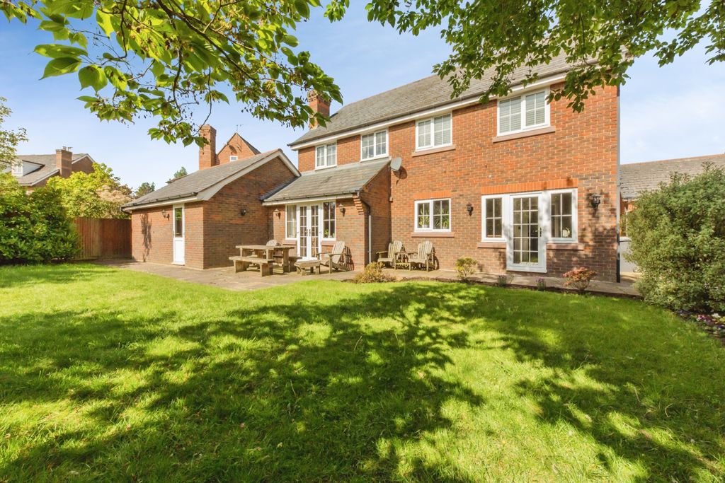 Additional image 22 of 4 bed detached house for saleOakdale Close, Wychwood Park, Weston, Crewe CW2