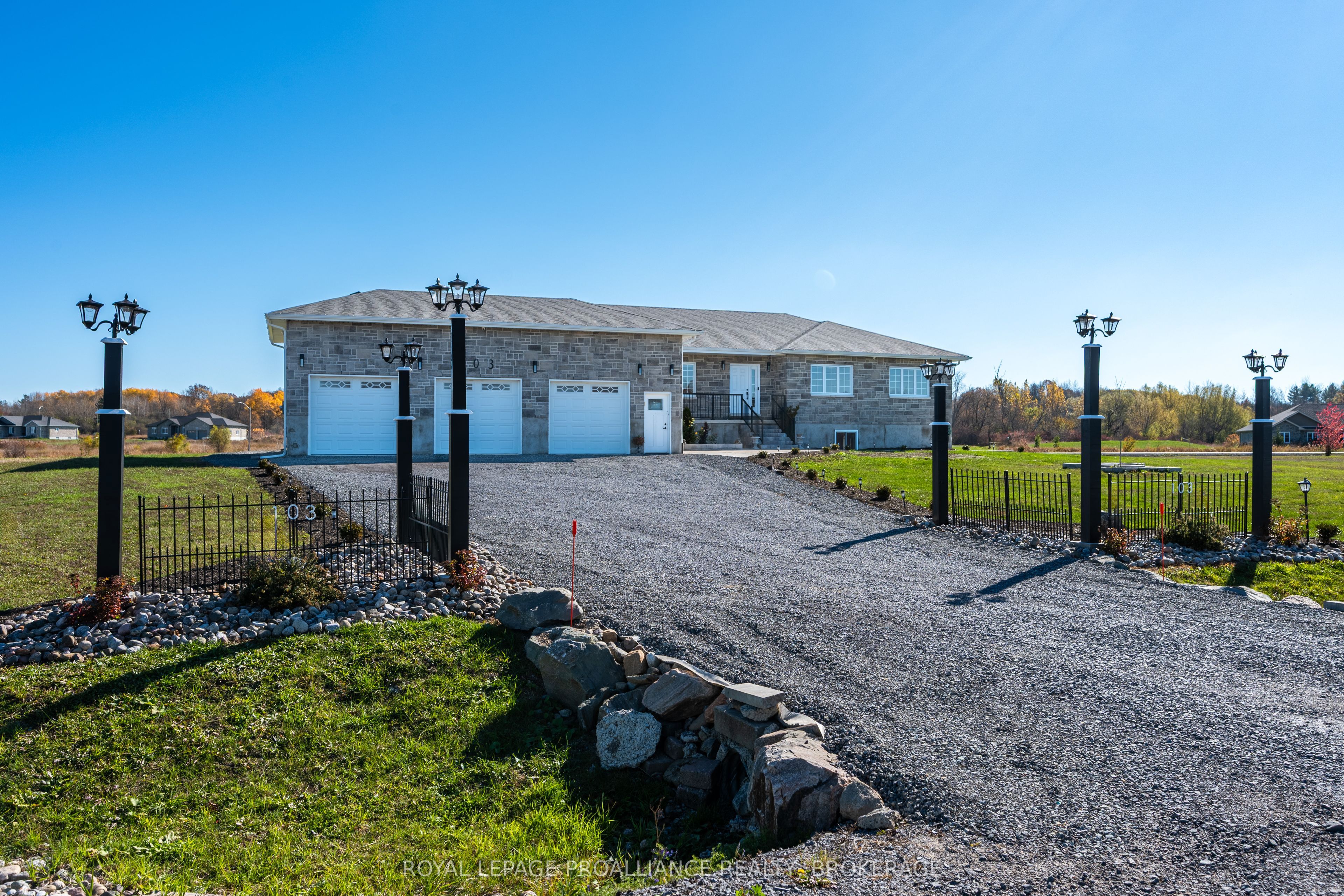 Additional image 2 of 103 Hineman Street, Kingston, ON, K7L 0G2