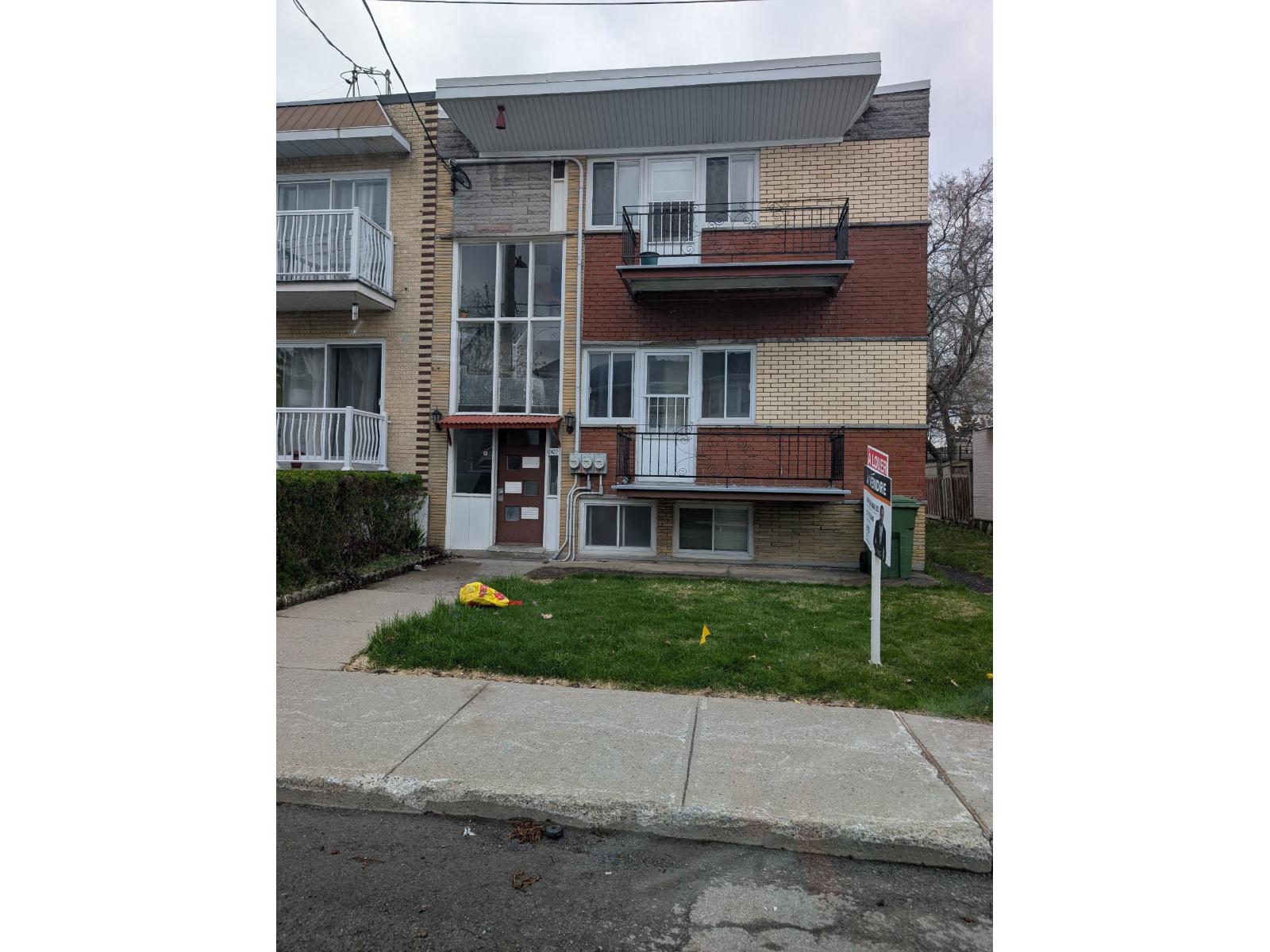 12422 Av. Edger