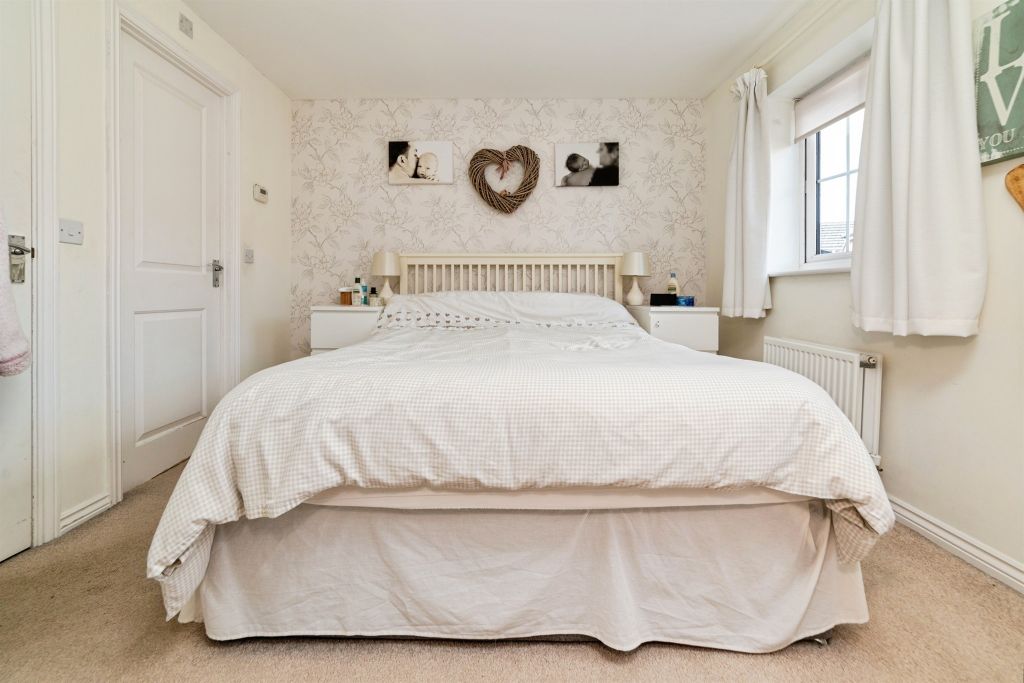 Additional image 11 of 3 bed end terrace house for saleStoney Fields, Watton At Stone, Hertford SG14