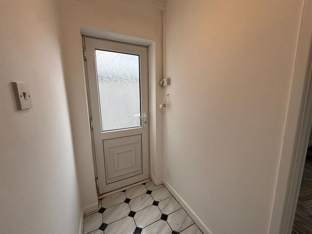Additional image 11 of 3 bed property to rentBrynonen Terrace, Penydarren, Merthyr Tydfil CF47