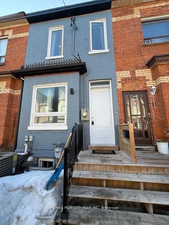 11 Baden Street, Toronto, ON, M6J 1Z3