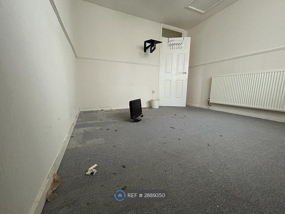 Additional image 8 of 4 bed terraced house to rentOutfield, Bretton, Peterborough PE3