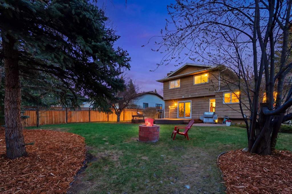 Additional image 3 of 5893 Dalcastle Drive NW, Calgary, AB, T3A 2C2